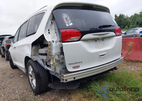 2017 Chrysler Pacifica Touring-L z USA, uszkodzony, nr VIN 2C4RC1BG4HR501232